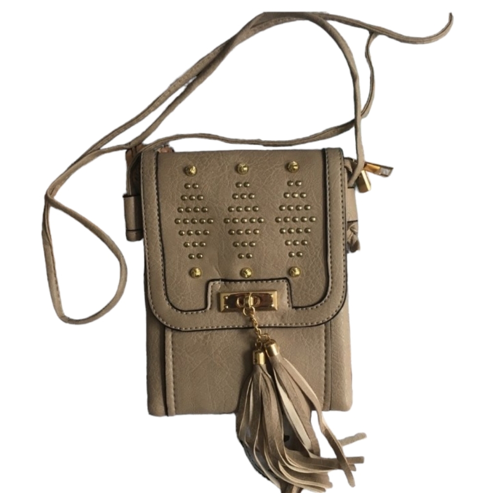 ❗ CLEARANCE❗NWT Taupe Vegan Faux Patent Leather Gold Tone Studded Crossbody bag